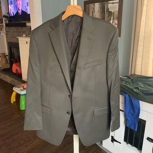 LAST CALL 3 Piece Suit